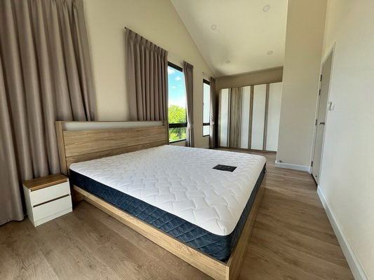 picture FOR RENT PERFECT PLACE RAMINTRA - WONGWAEN 3 / 3 bedrooms 2 bathrooms / 55 Sqw. 135 Sqm. **38,000** CLOSE TO SAFARI WORLD - 7/12