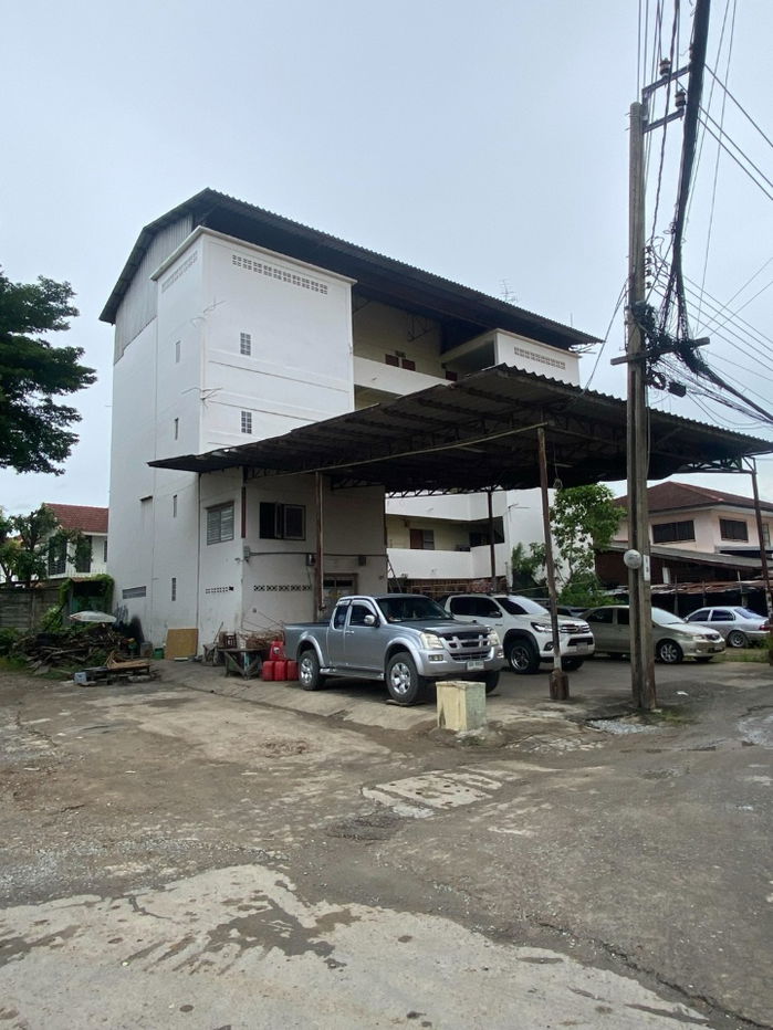 picture 5-storey apartment for sale in Soi Ramkhamhaeng 68, Intersection 1/7, Hua Mak Subdistrict, Bang Kapi District, Bangkok, on 168 square wah of land - 1/13