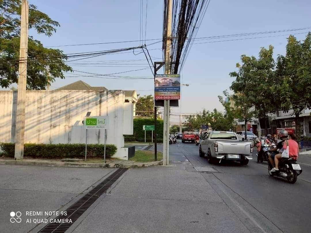 รูป ขาย เช่าบ้าน กรุงเทพกรีฑา ซ.7 " บ้านใหม่พระรามเก้า-ศรีนครินทร์ " ติดแอร์ทั้งหลัง พร้อมเฟอร์นิเจอร์ และฟูกที่นอนอย่างดีทุกห้องนอน จอดรถได้ 3 คัน - รูปที่ 21/21
