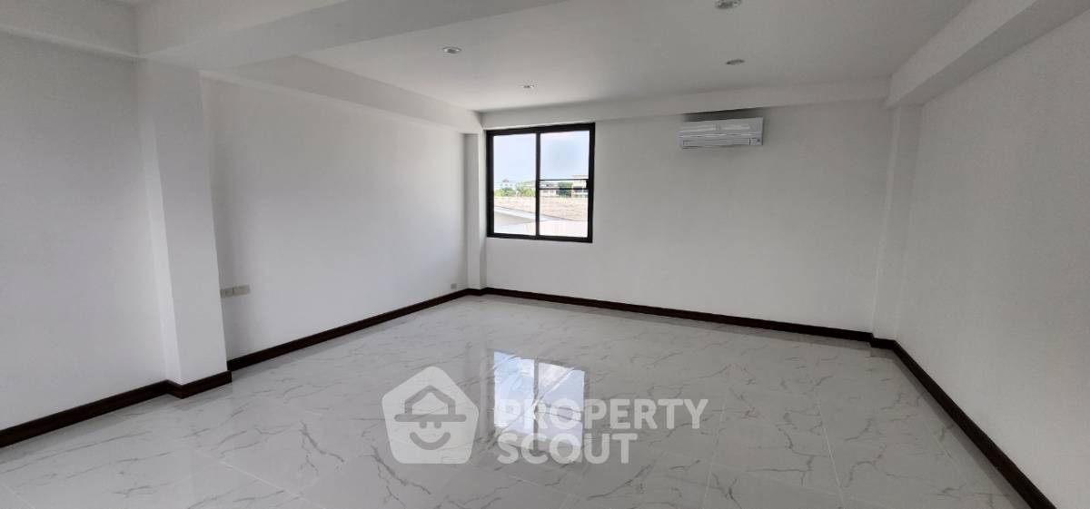 picture 5-BR House close to Sukhumvit (ID 1288943) - 27/34
