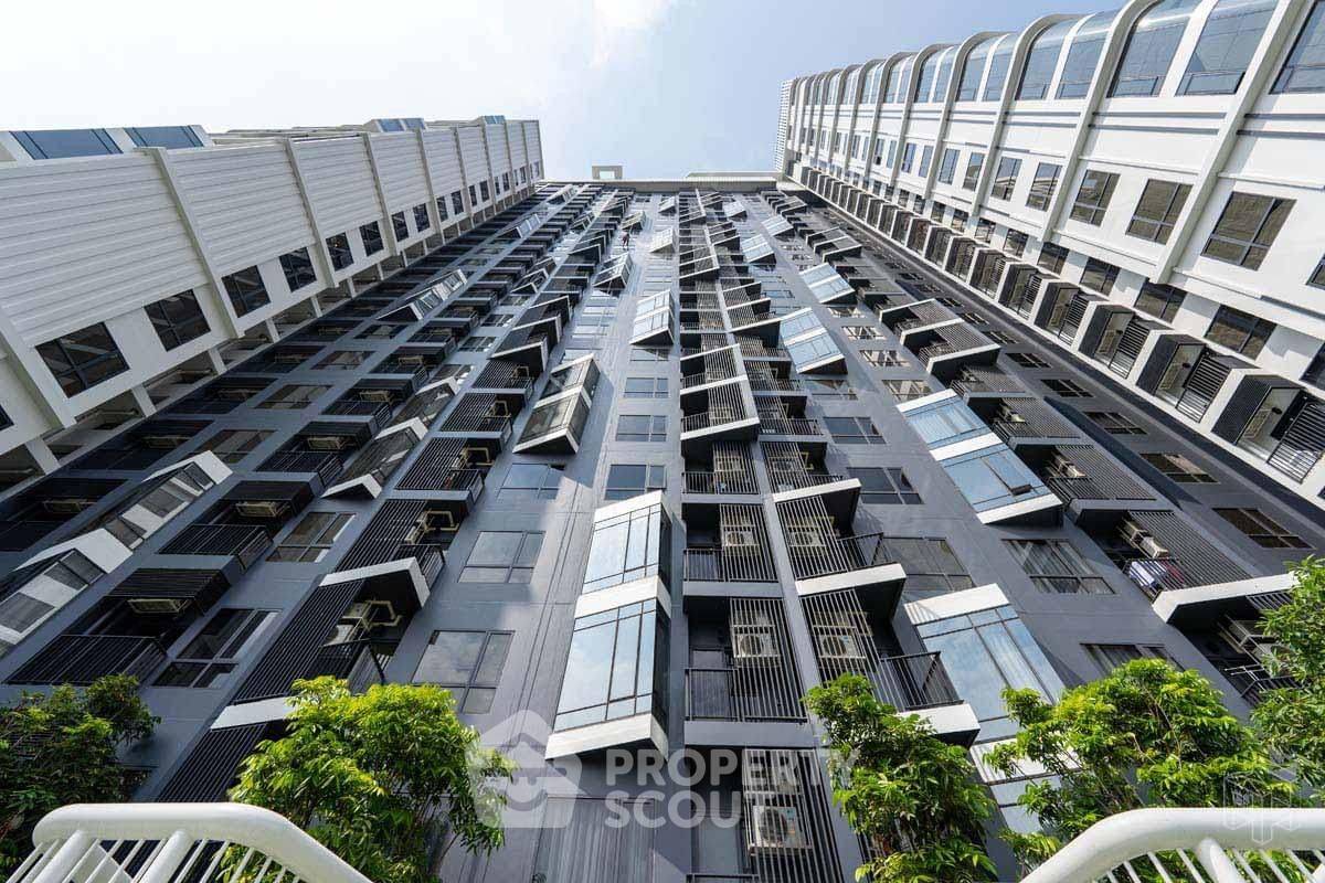 picture 1-BR Condo at The Tree Pattanakarn-Ekkamai near ARL Ramkhamhaeng (ID 1937677) - 2/13