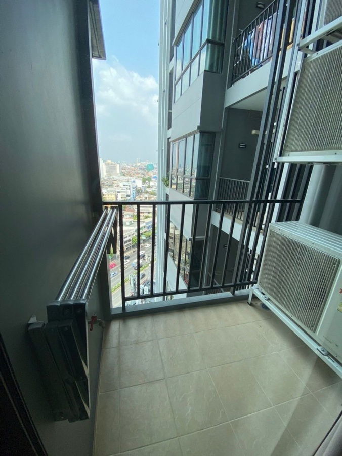 รูป 🏢 ให้เช่าคอนโด : Supalai Loft Prajadhipok - Wongwian Yai (ศุภาลัย ลอฟท์ ประชาธิปก - วงเวียนใหญ่)   รหัสทรัพย์ | 📌LNP-C1369  - รูปที่ 3/24