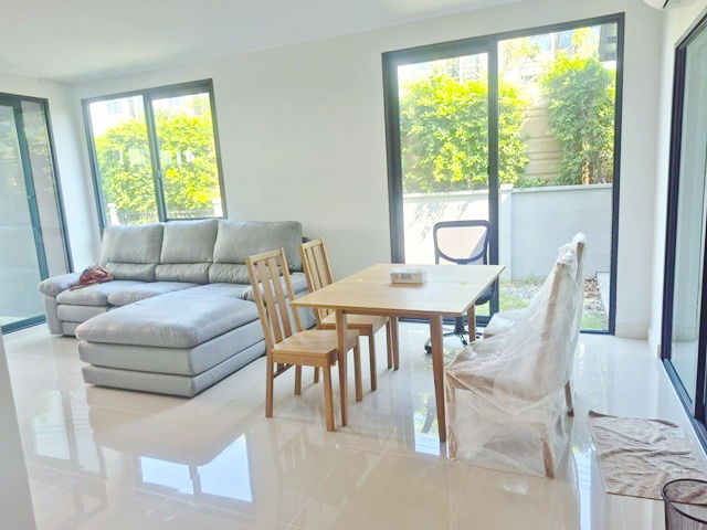picture Fur as advertised! Phahonyothin Vibhavadi Green Line BTS KPO 700m. For rent 3-story townhouse back c - 3/8
