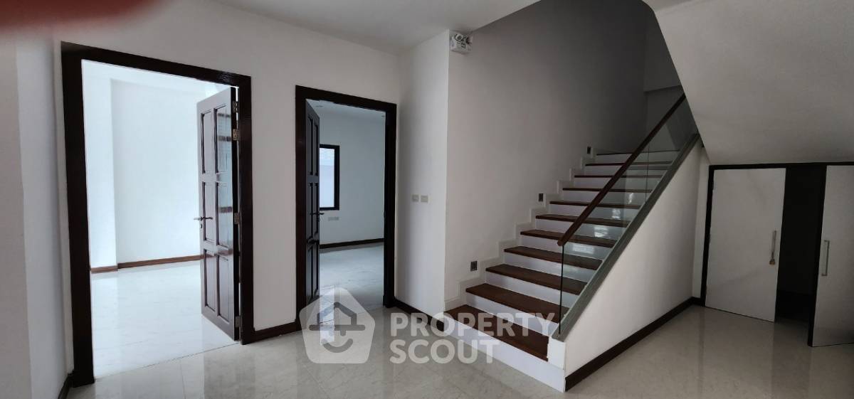 picture 5-BR House close to Sukhumvit (ID 1288943) - 9/34
