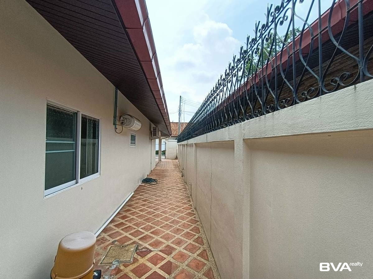 picture Pool villa for rent 3 bedrooms, 2 bathrooms, Siam County club Rd. - 8/28