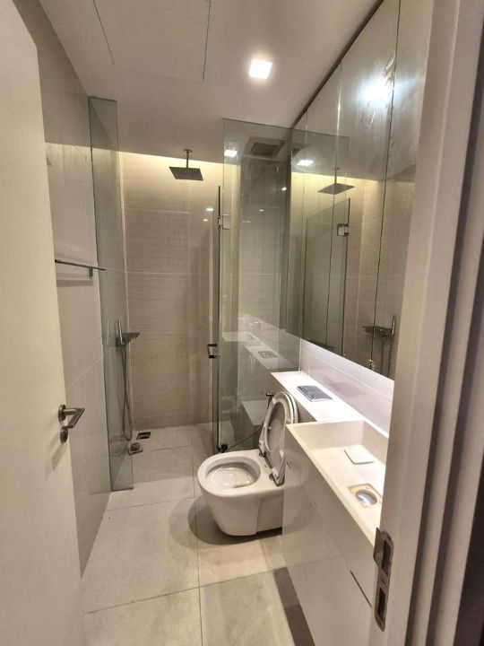 picture R2605 Condo For Rent The Saint Residences - 11/11