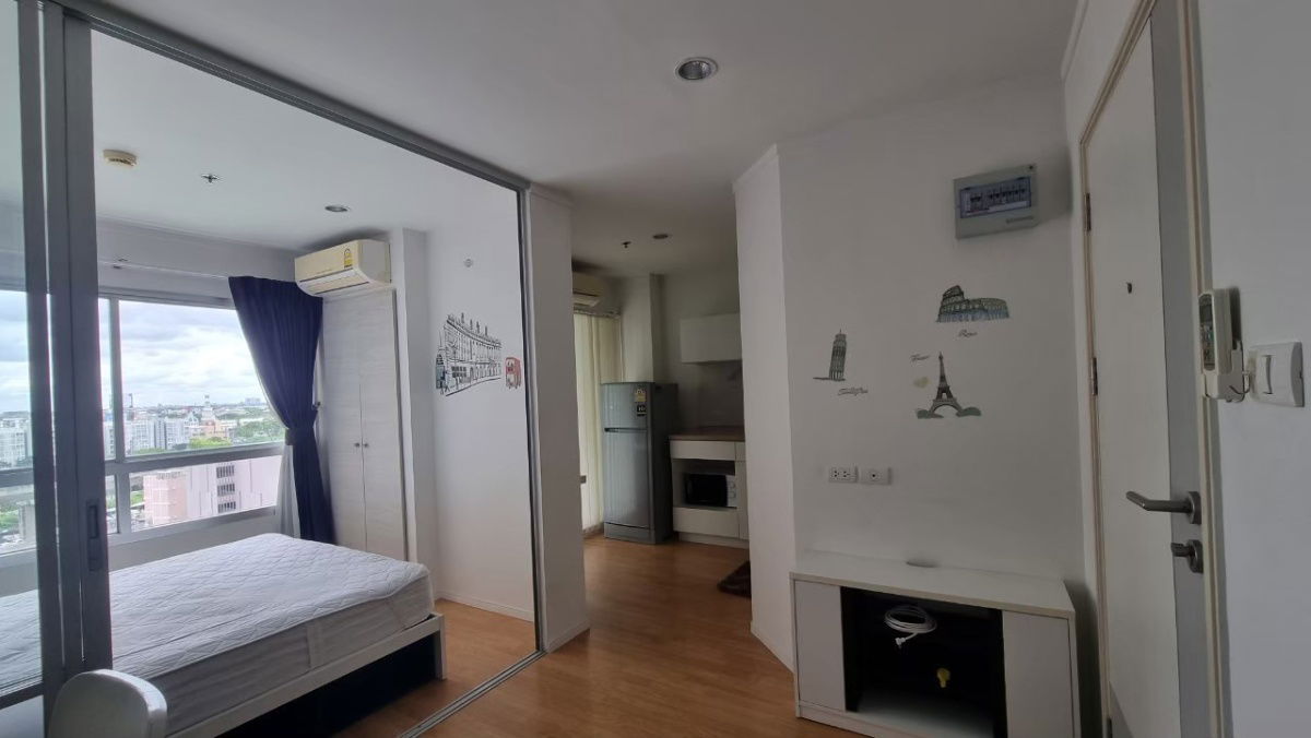 picture Fully furnished room for rent , near ARL and MRT Huamak station - 4/15