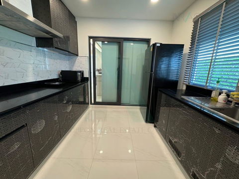 📌 For Rent 2-story House THE CITY BANGNA 4 bedroom 5 bathroom