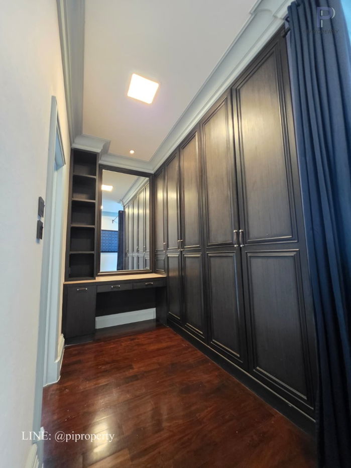 picture For Rent: Luxurious Villa in Grand Bangkok Boulevard Sukhumvit with 4 Bedrooms & 5 Bathrooms - 25/44