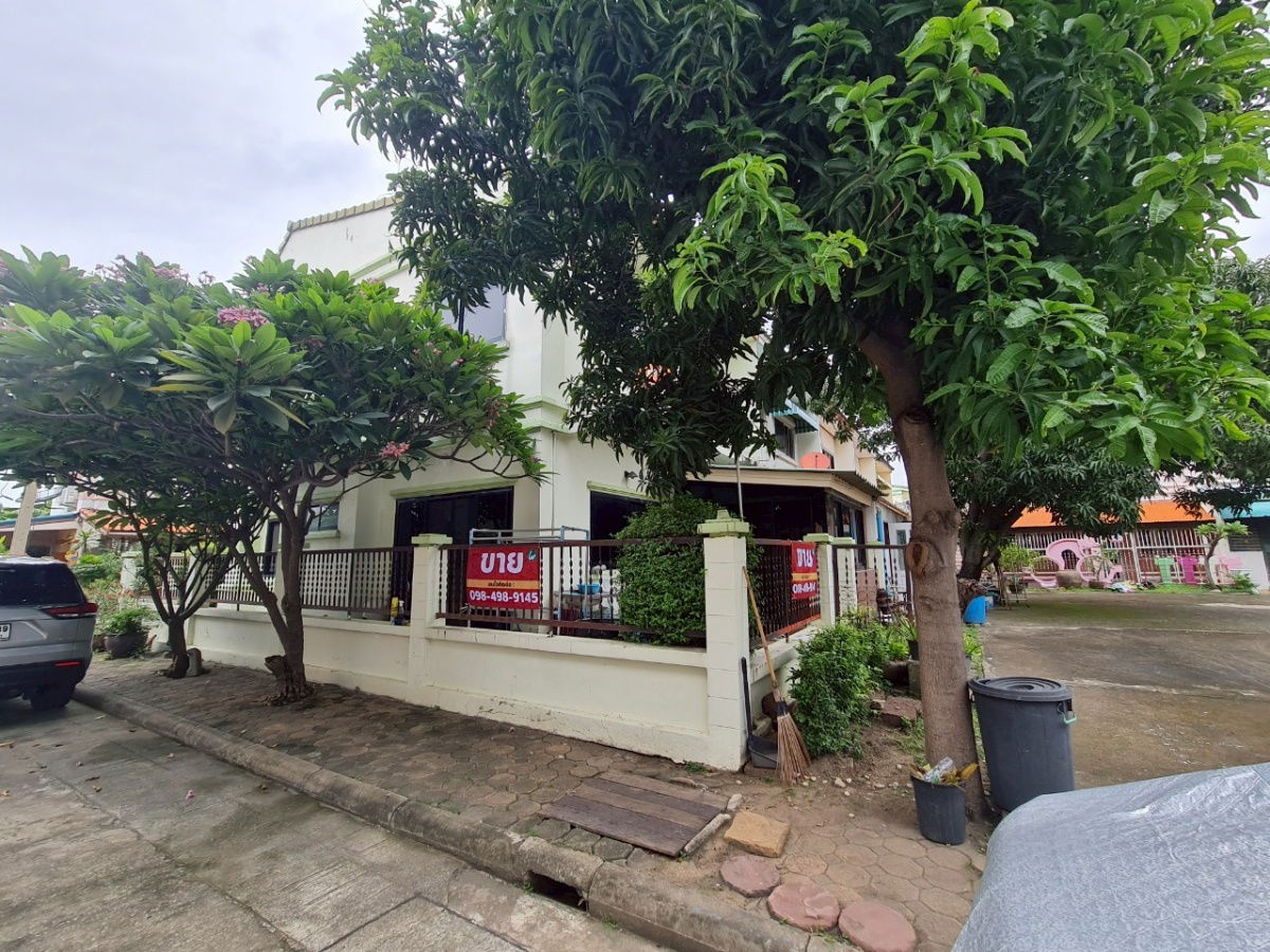 รูป ขาย ทาวน์เฮาส์หลังมุม บ้านลภาวัน 7 บางบัวทอง หมู่บ้านนี้ดี ติดริมถนนบางบัวทอง ไม่ต้องเข้าซอย เดินทางสะดวก - รูปที่ 13/16