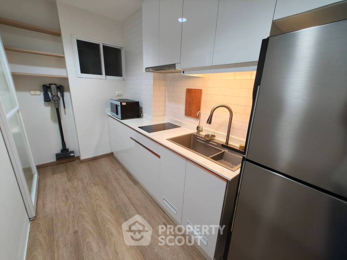 picture 2-BR Condo at Life @ Phahol-Ari near BTS Saphan Khwai (ID 1946439) - 14/18