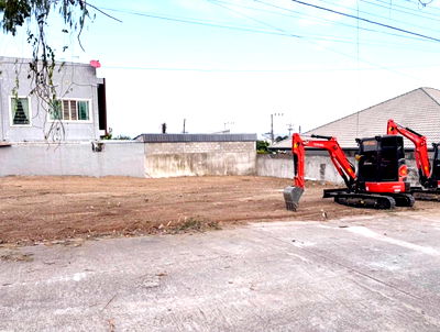 Land for sale Prachaubkirikhan : Land for sale in Hua Hin Soi 102, beautiful plot ready to build a house.