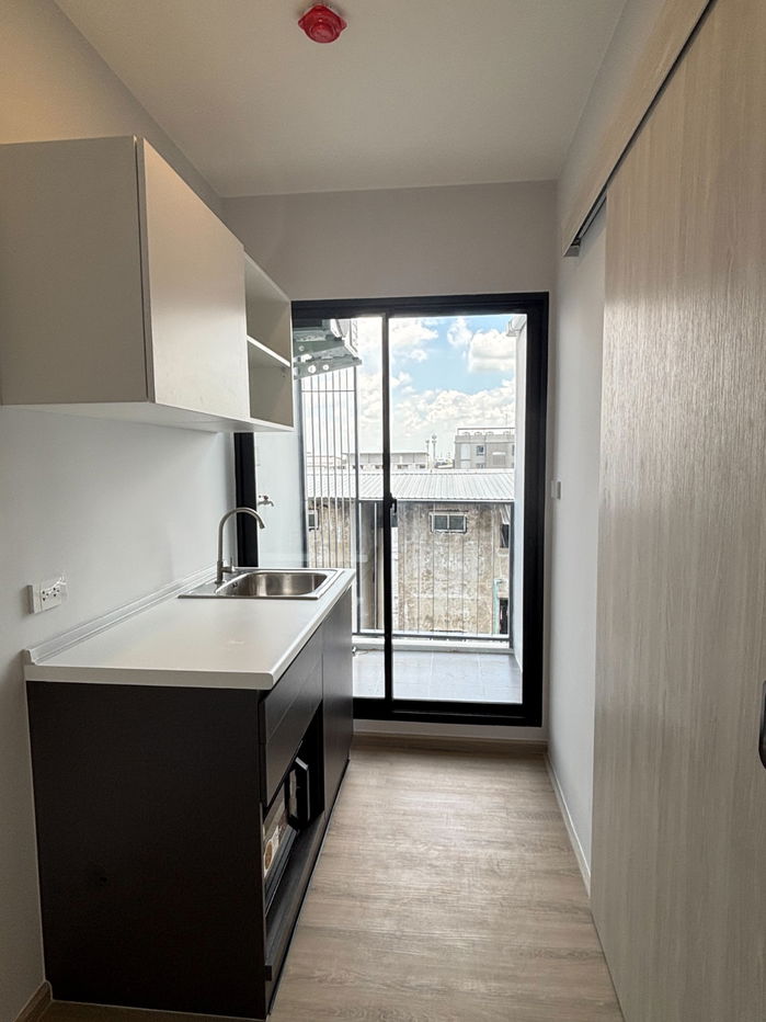 รูป AS1502 ให้เช่า V Condo Prime ลาดกระบัง ห้องใหม่ พร้อมเครื่องใช้ไฟฟ้าเฟอร์นิเจอร์ครบ - รูปที่ 7/11