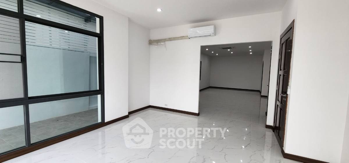 picture 5-BR House close to Sukhumvit (ID 1288943) - 10/34