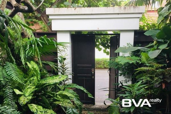picture Baan Anda house for rent East Pattaya, 3 bedrooms , 4 bathrooms, close to Tara Pattana Intl' school - 6/34