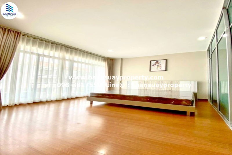 รูป ให้เช่า ทาวน์โฮม 3 ชั้น พร้อมเฟอร์ ถนนศรีนครินทร์ ใกล้ Paradise  - รูปที่ 10/11