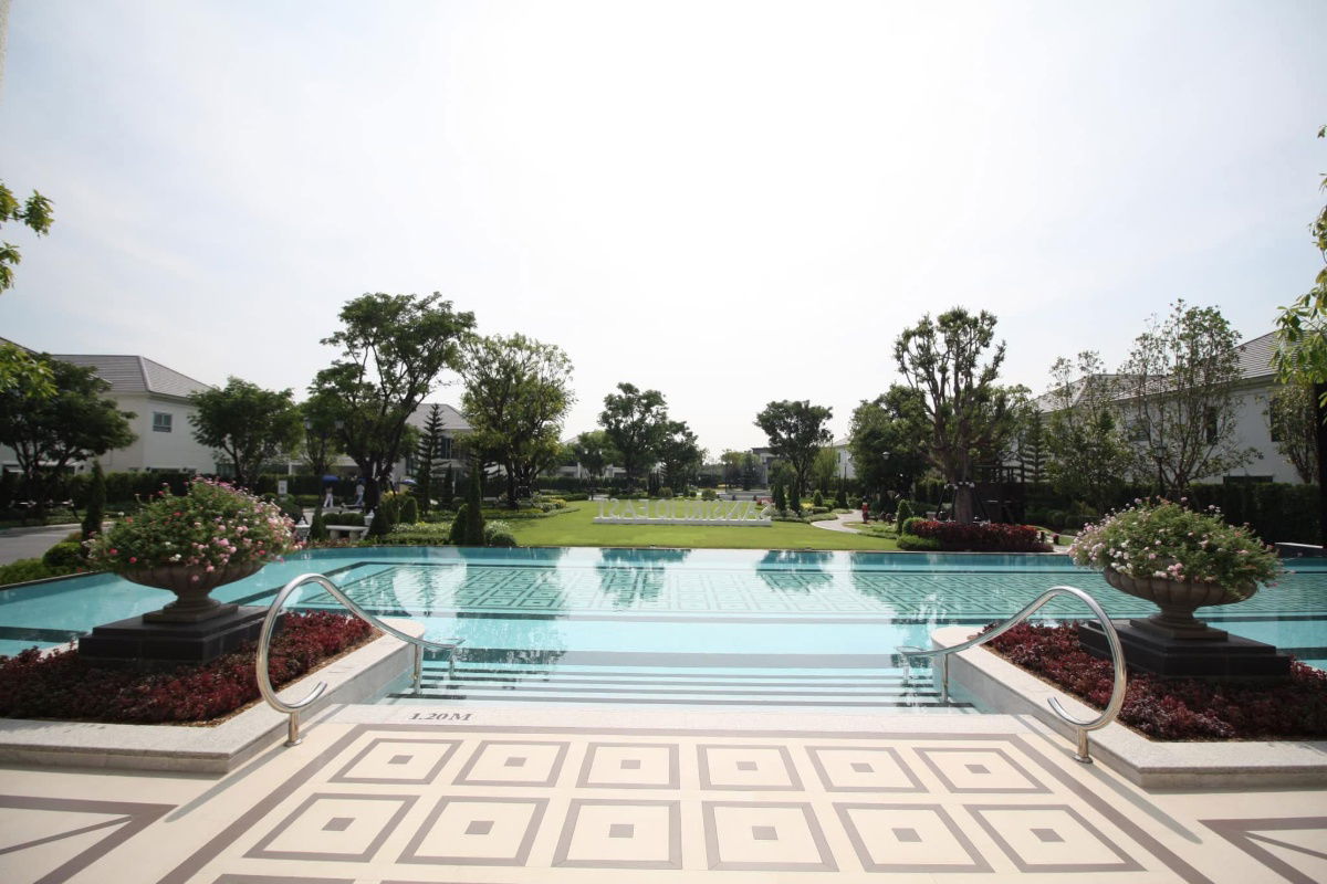 picture For Sale – Largest Luxury Home in the Best Location  Setthasiri Bangna KM.10 (Sansiri 10 East) - 38/39