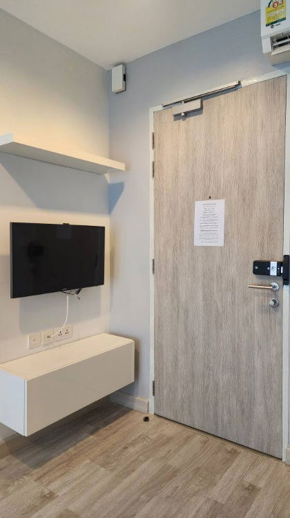 picture MRT rama 9 80 m. Price  15,000 Baht Condo Ideo Mobi Rama 9 ( Rental ) - 9/10