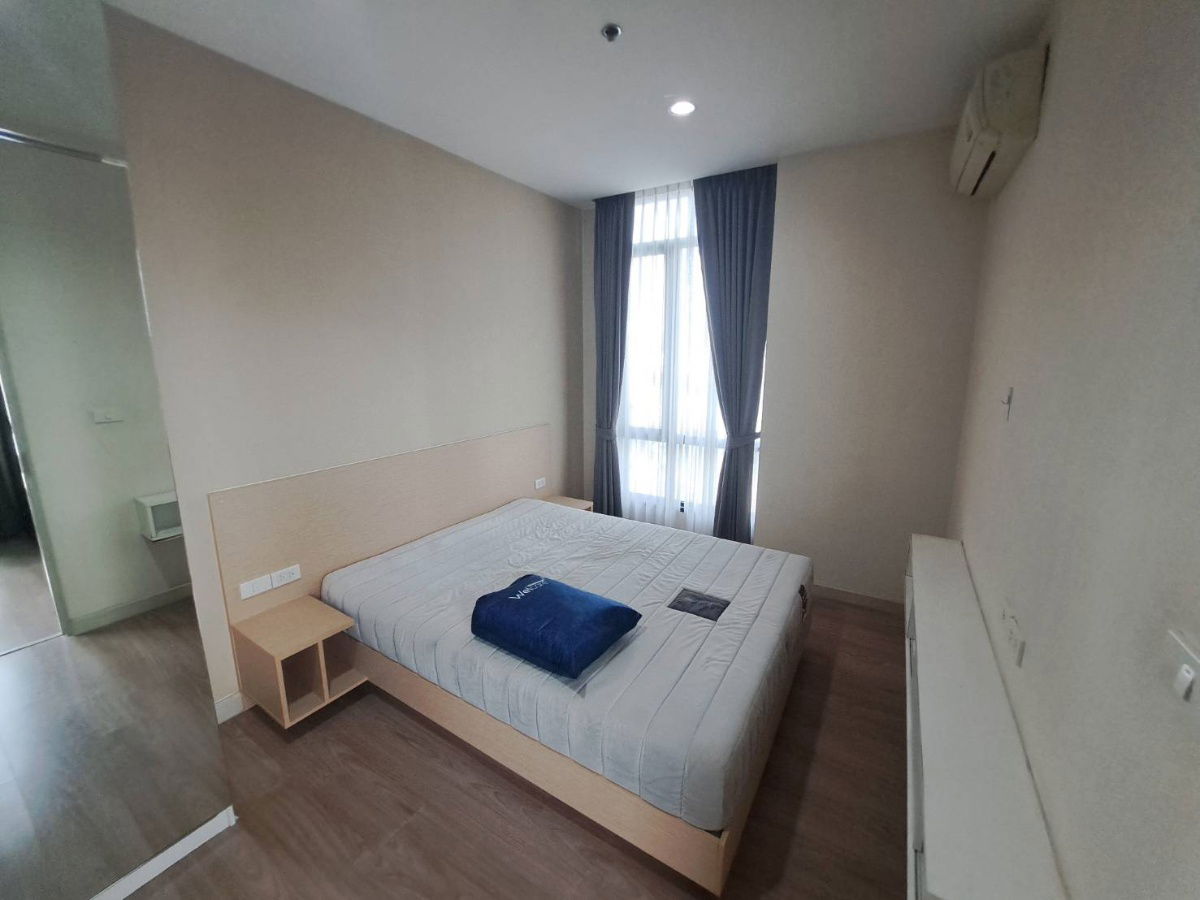 picture For rent 1 bedroom (Corner  Room)  BTS Victory Monument Station **  - 8/9