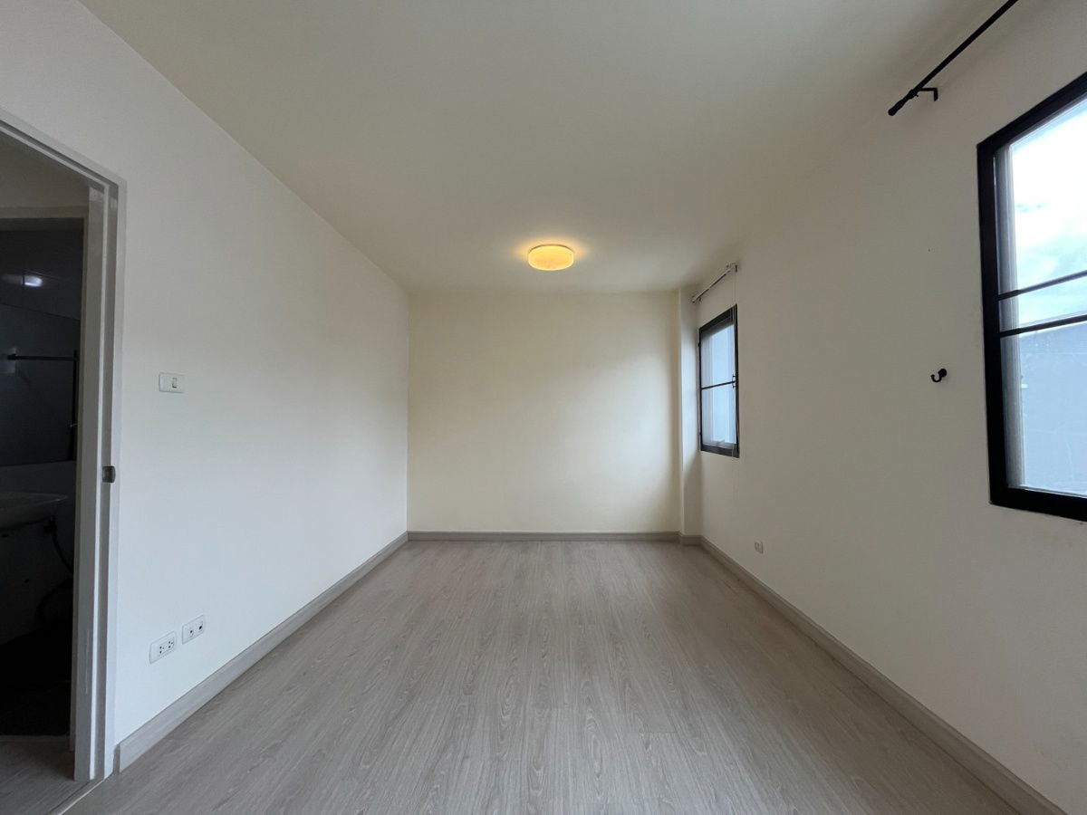 รูป ทาวน์โฮม 3 ชั้น หลังมุม โครงการ Eco Space บางนา-วงแหวน ทำเลตอบโจทย์ทั้งครอบครัวและคนทำงาน ใกล้เมกะบางนา–ทางด่วน–สนามบินสุวรรณภูมิ - รูปที่ 19/22