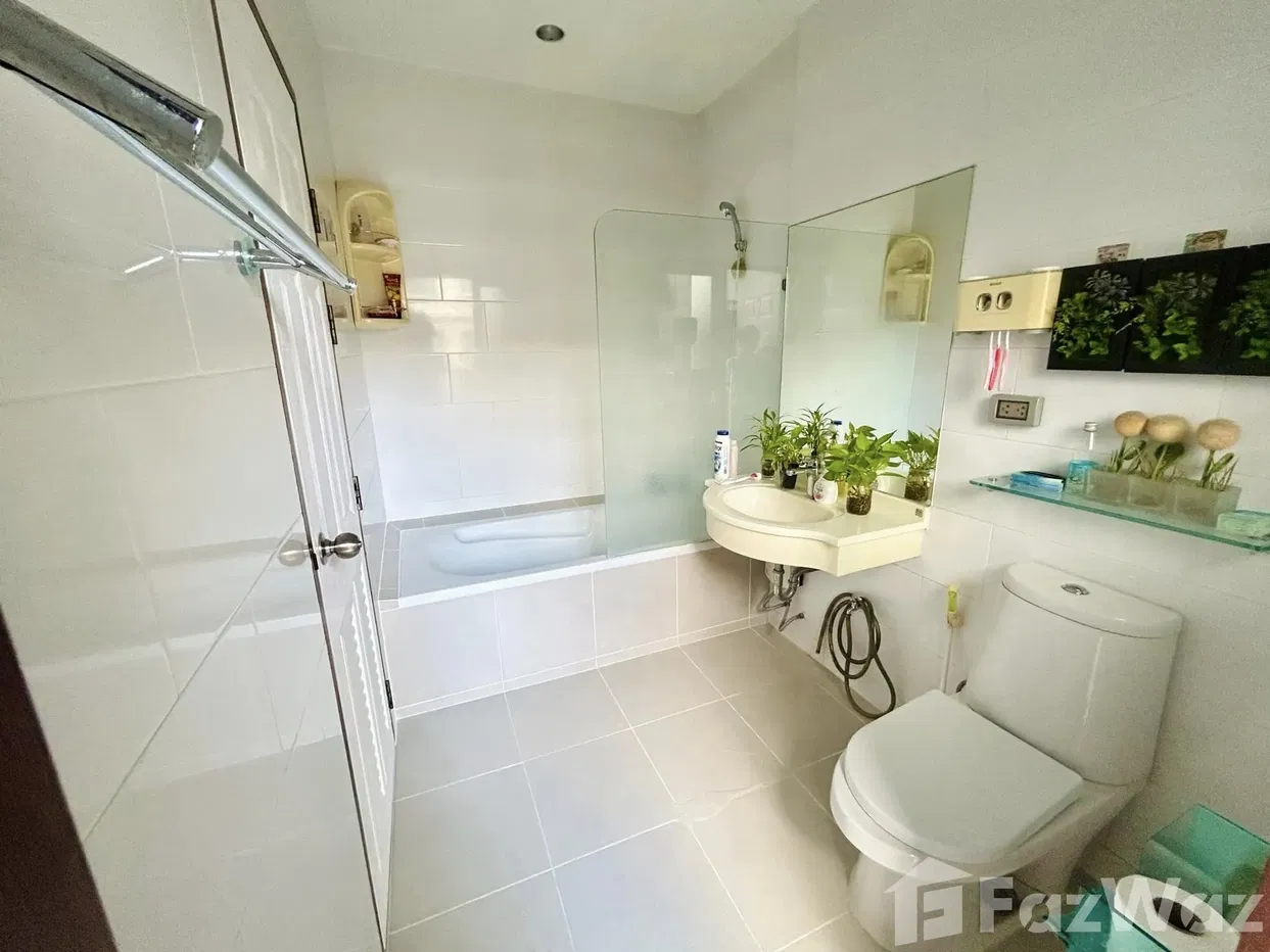 picture 1 Bedroom Condo for sale at PG Rama IX - 7/10
