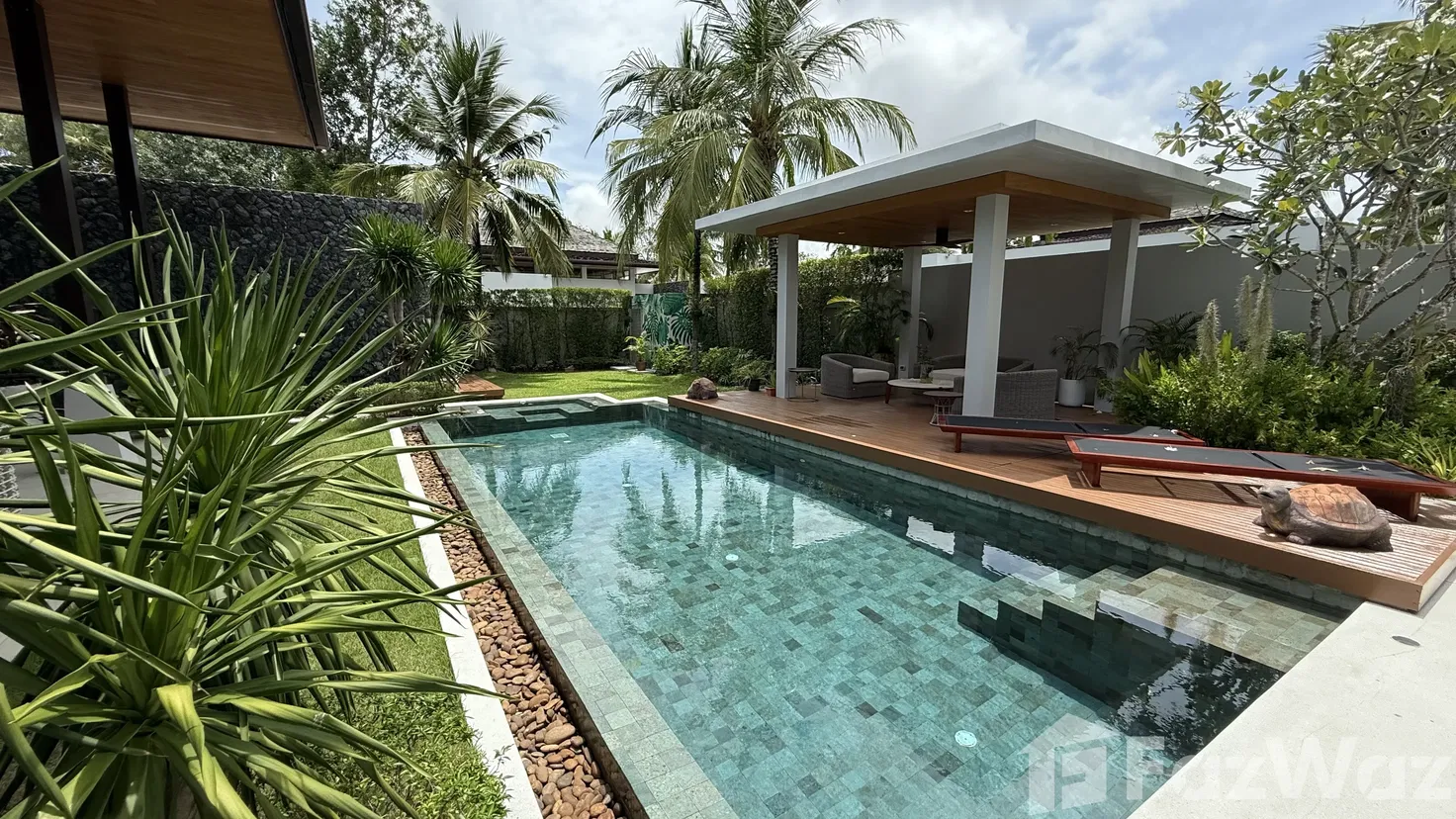 picture 4 Bedroom Villa - 24/43