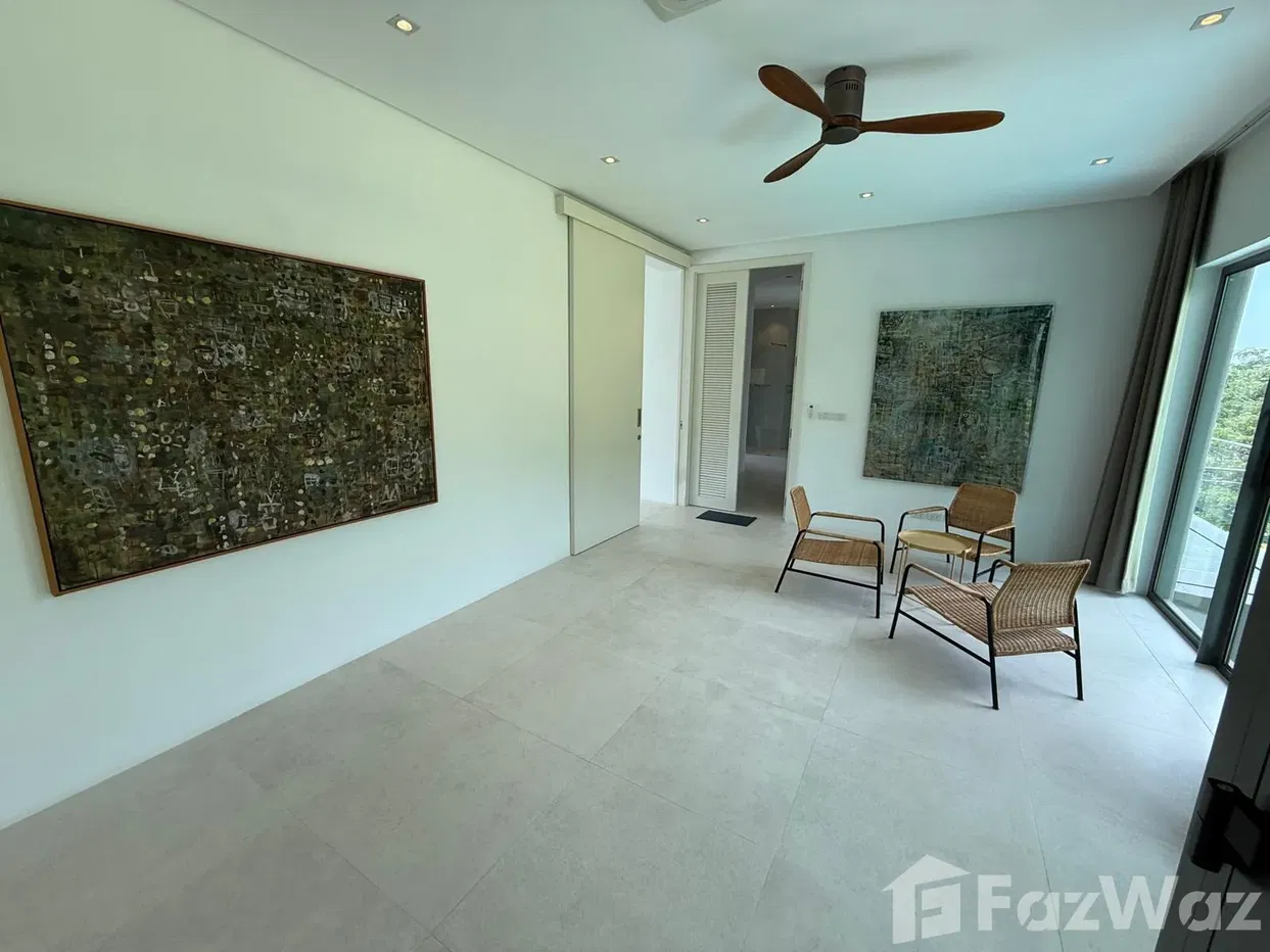 picture Exceptional 4-Storey Villa at Black Mountain Golf Resort - 61/83