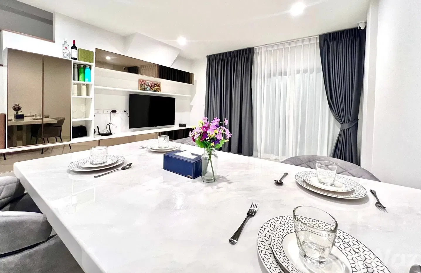 picture Beautiful house fully furnished reach to move in - 1/13