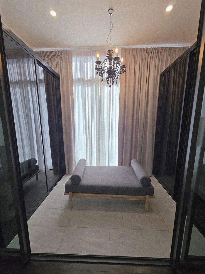 picture For Rent: 3-Storey Detached Private Pool Villa, Super Luxury Level, in the Liab Duan–Ramintra Area. - 17/31