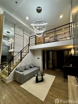 Looking for a unique, high-rise living experience in Bangkok