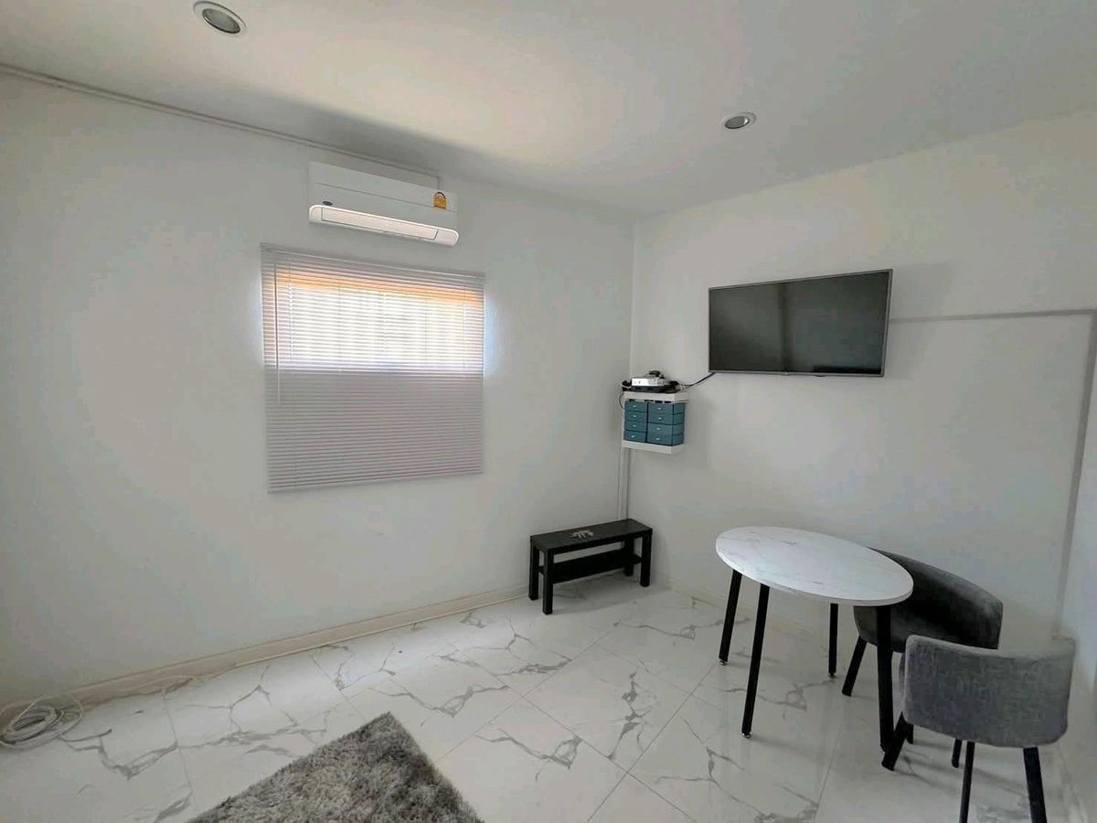 picture For Rent: 3-Storey Office Building / Home Office, Rama 9 Area, near The Nine Rama 9. - 2/15