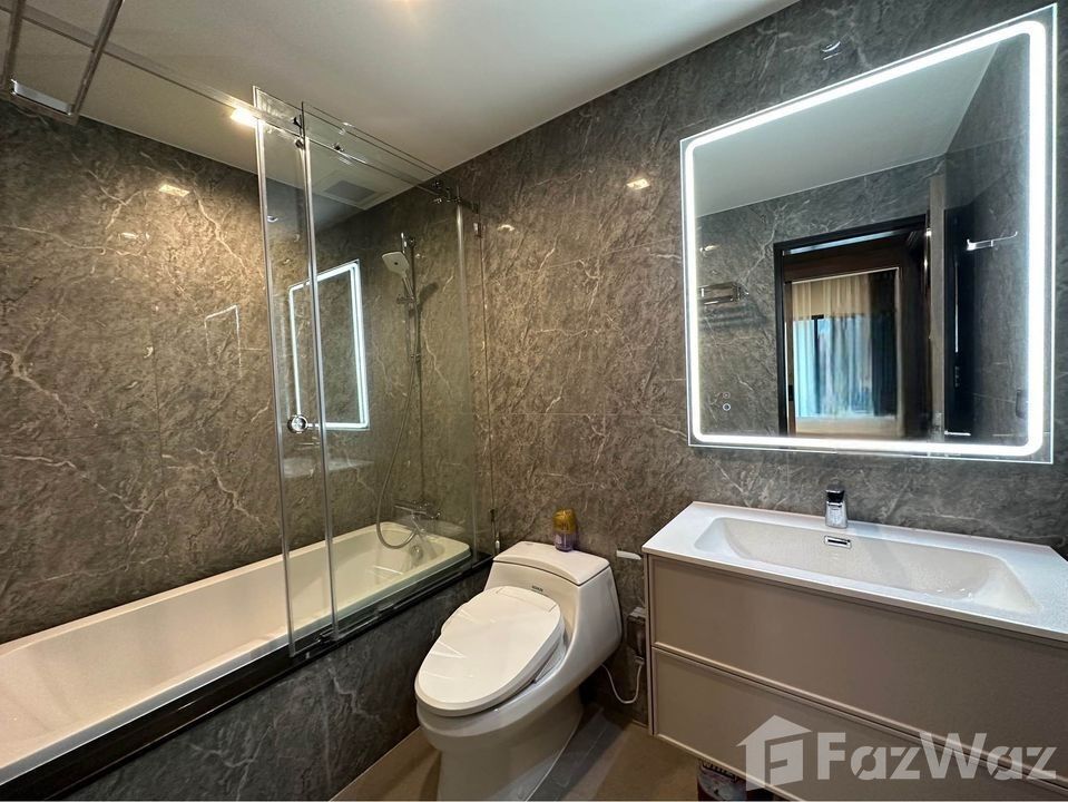 picture 2 Bedroom Condo for sale at Noble Remix - 5/15