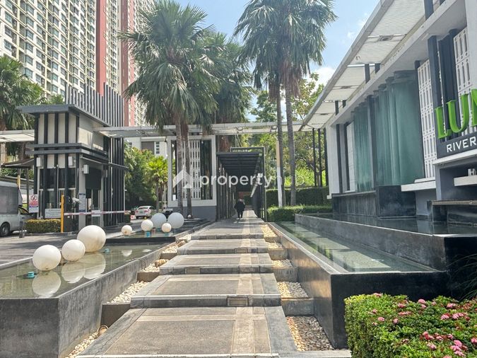 Lumpini Park Riverside Rama 3