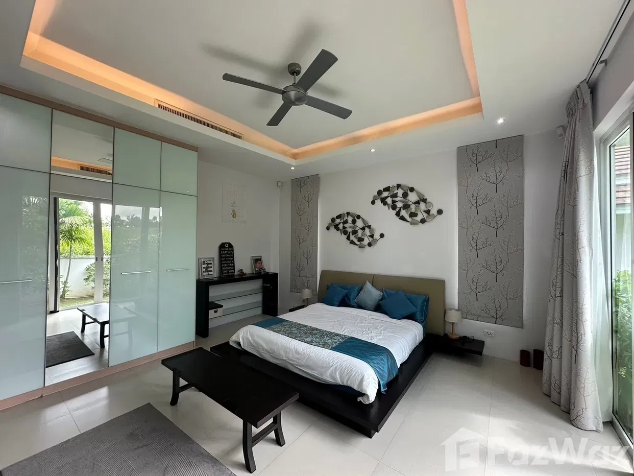 picture Red Mountain Luxury Villa,3 Beds with 1 Guesthouse For Sale - 5/31