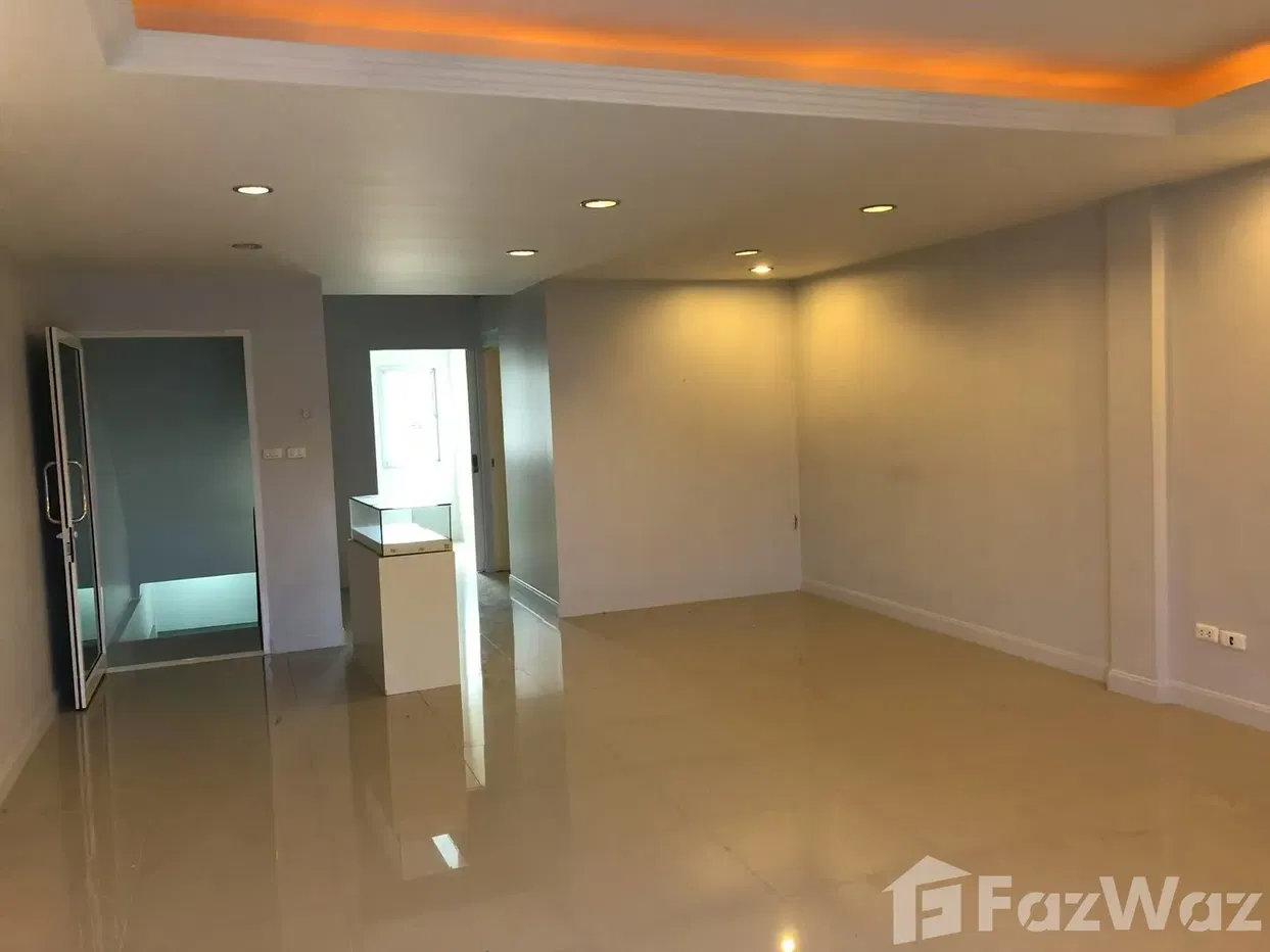 picture 5 Bedroom Villa for sale in Chalong, Phuket - 18/18