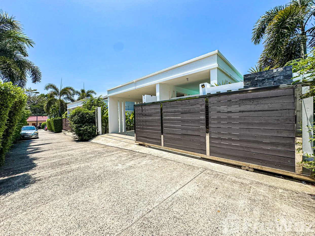 picture 4 Bedroom Villa for sale in Rawai, Phuket - 2/76