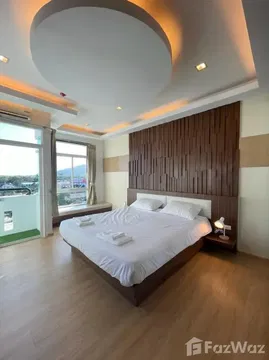 Studio Fully Renovated with 180° Seaview and Mountainview