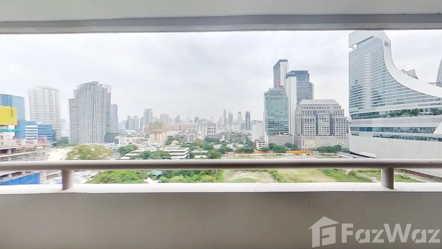 picture Newly Renovated Large Unit for Sale - 17/17