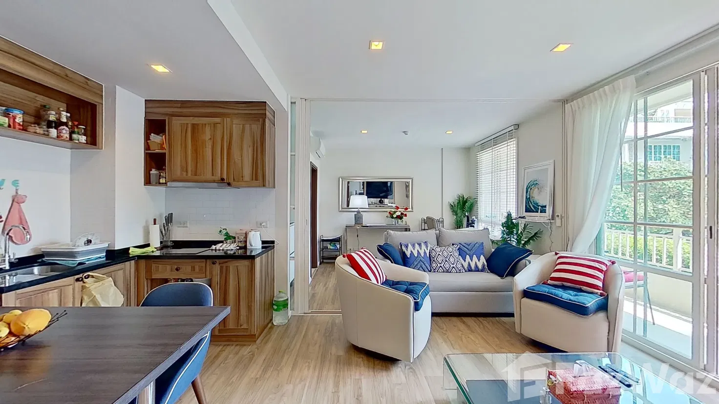 รูป ขาย คอนโด 2 ห้องนอน ในโครงการ Autumn Condominium - รูปที่ 2/8