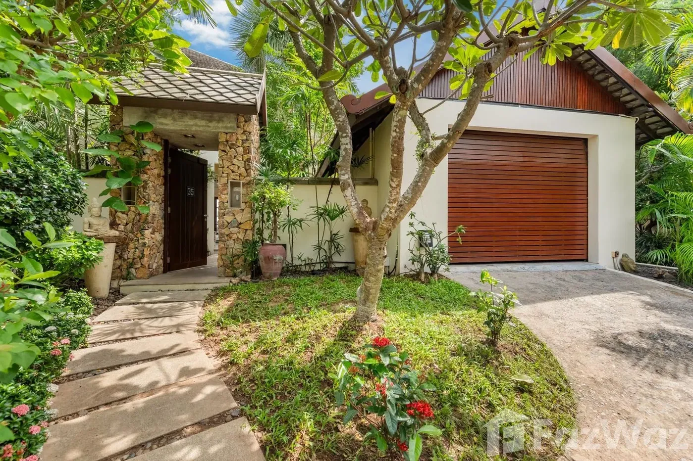 picture FOR SALE – LUXURY VILLA IN CHOENG MON - 12/29