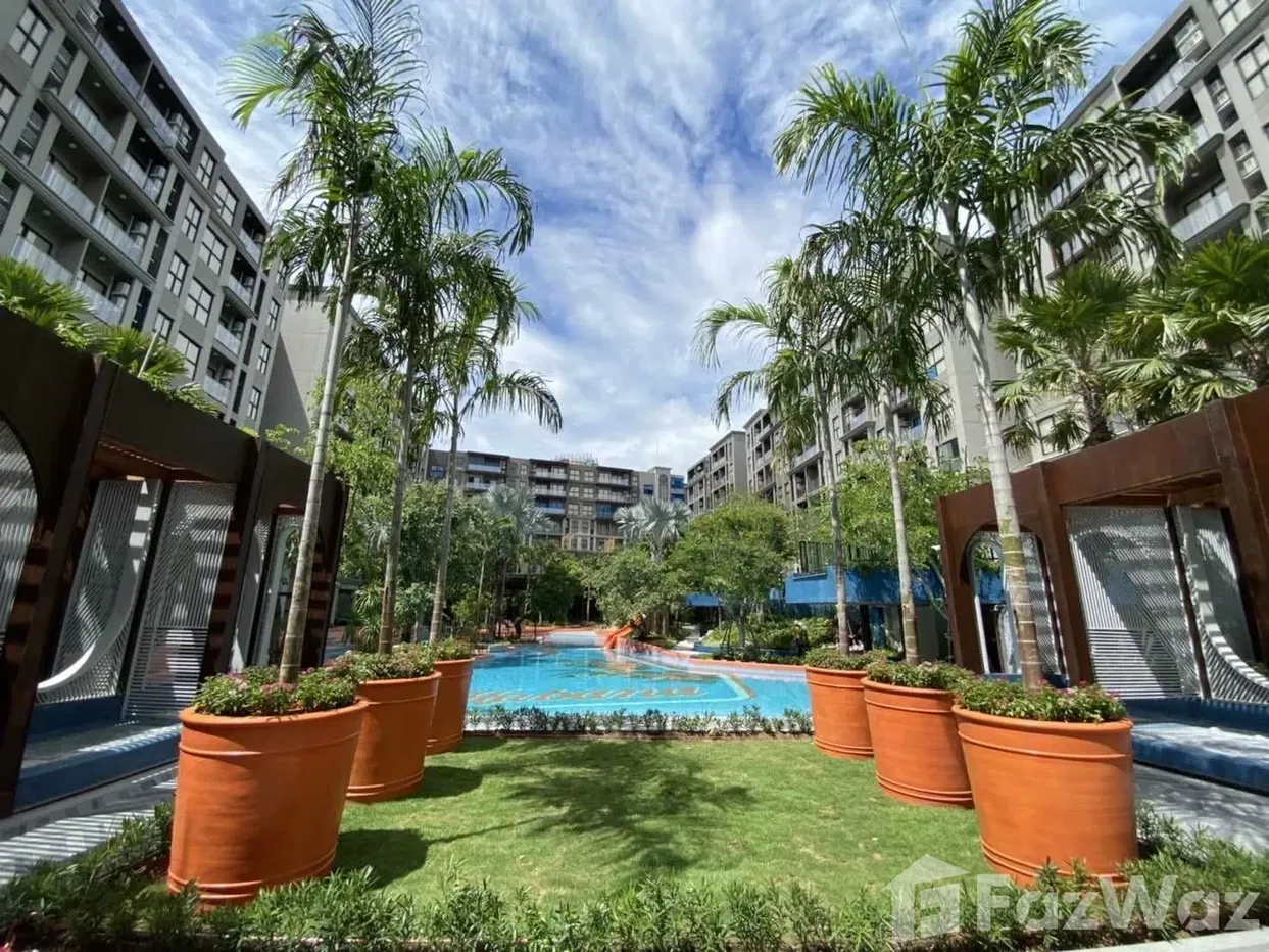 picture Studio Condo at LA Habana - 10/11