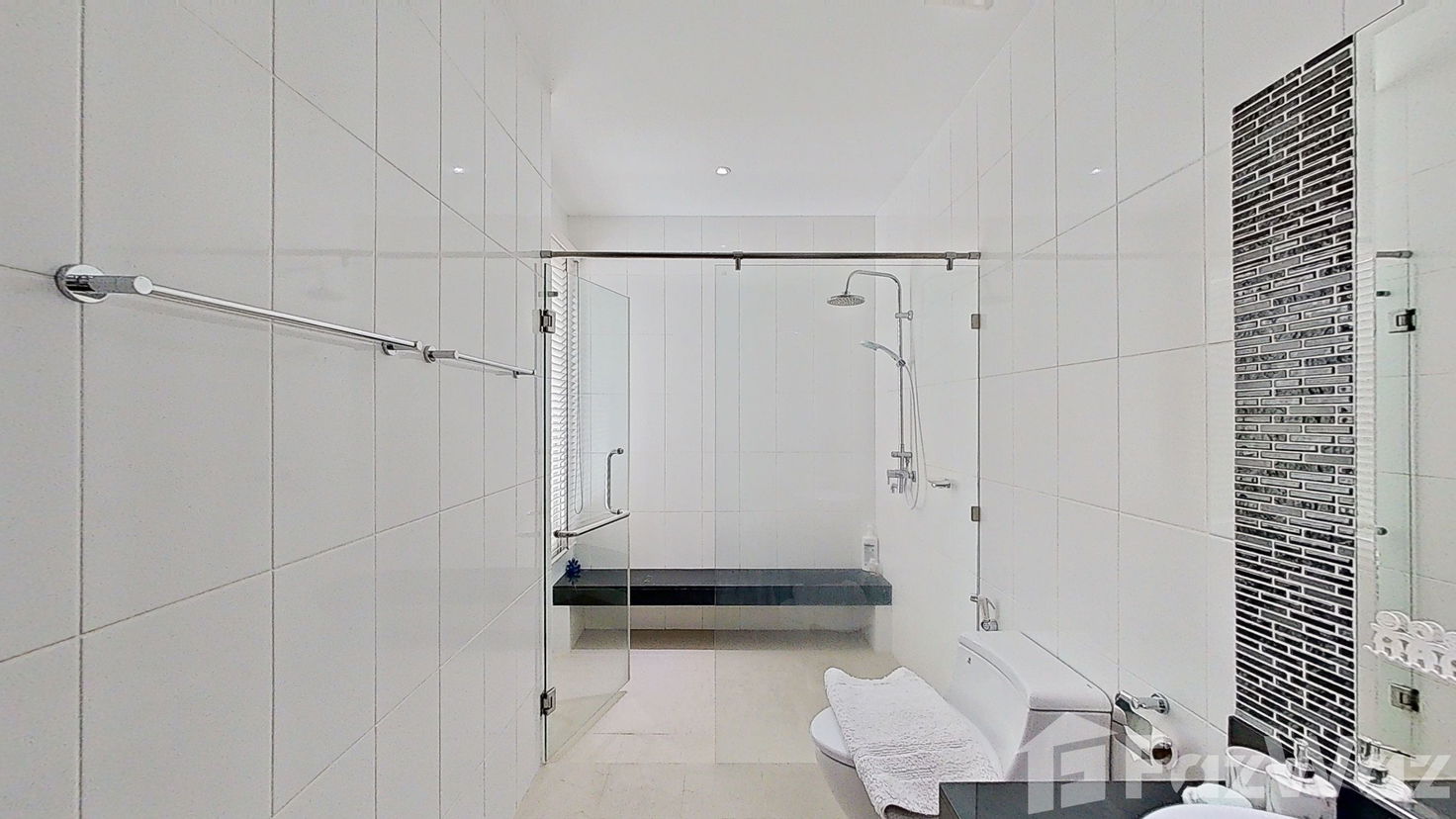 picture Stunning Sea View Pool Condo - 14/19