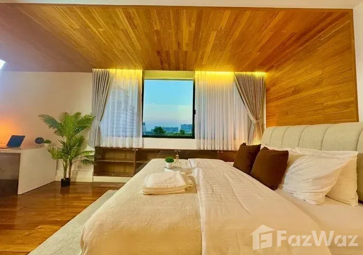 picture Rare 3-Bedrooms Condo with Huge 70 sqm Private Terrace Sukhumvit Casa Condominium - 10/14