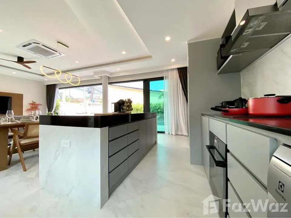 picture 4 Bedroom Villa for sale in Rawai, Phuket - 9/23