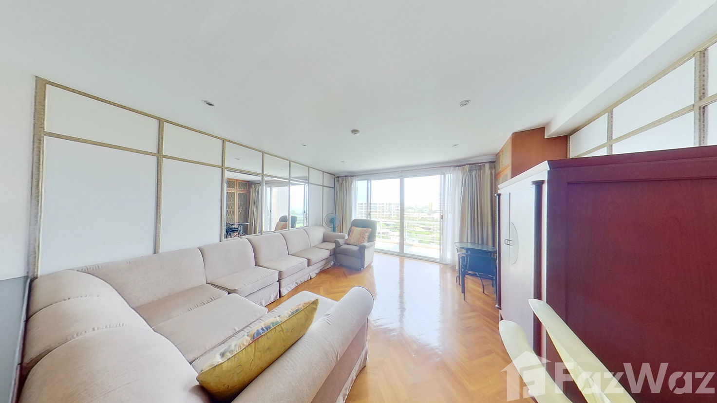 picture Cheap condominium Seaview for sale in centre of Hua Hin - 1/10
