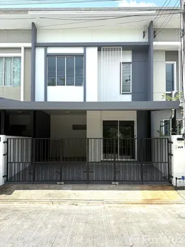 Fully renovated townhouse in Phuket, Ratsada-Samkong