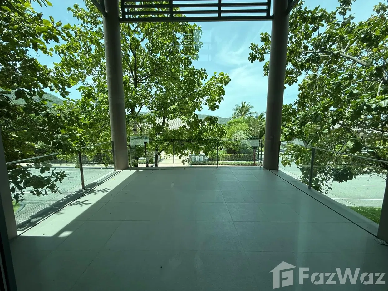 picture Exceptional 4-Storey Villa at Black Mountain Golf Resort - 41/83