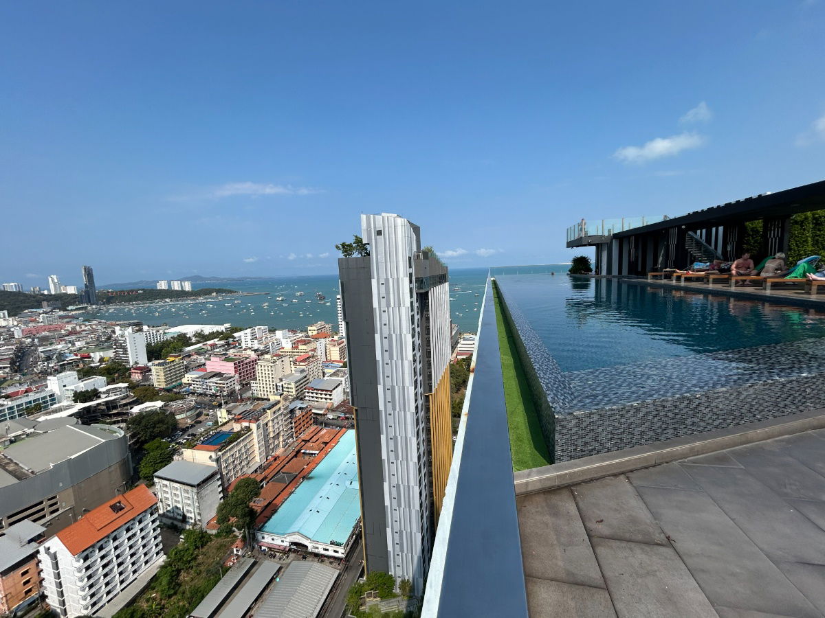 รูป The Base Central Pattaya 2.9 ลบ (TQ) - รูปที่ 13/18