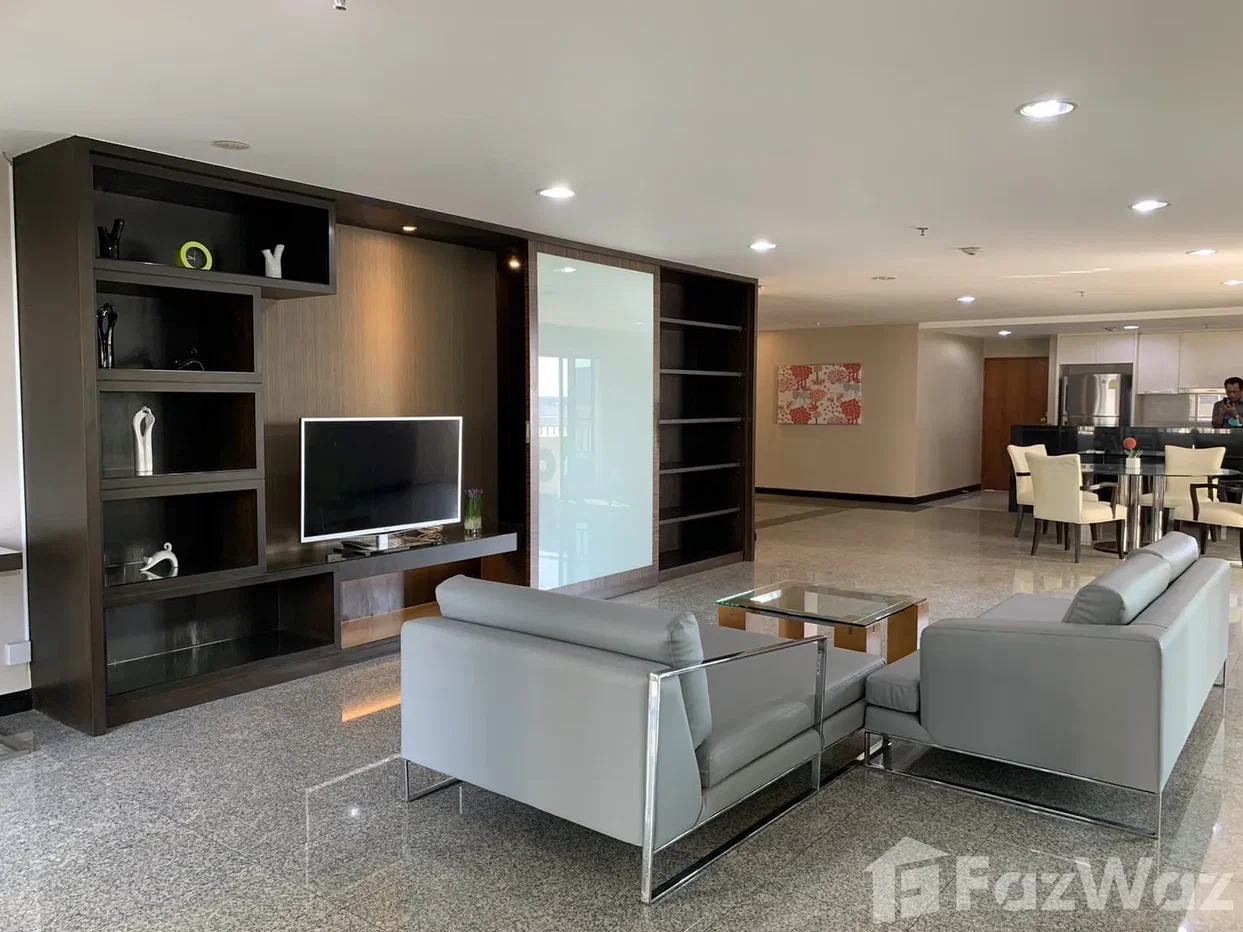 picture 3 bedrooms 4bathrooms 1906896 - 4/12