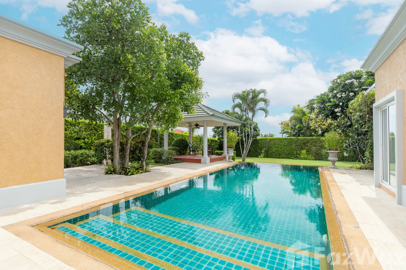 picture Luxury Vintage 3BR Villa with Pool, Garden & Bathtubs - 6/68